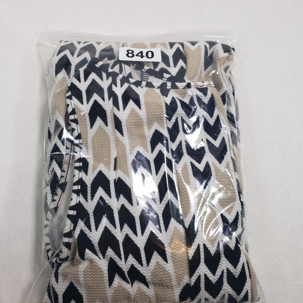 Haani Womens Chevron Geometric Fit and Flare Dress Size M Black Tan White - Picture 6 of 6